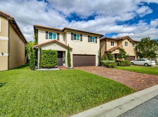 5835 Ashdale Rd, Lake Worth, FL 33463