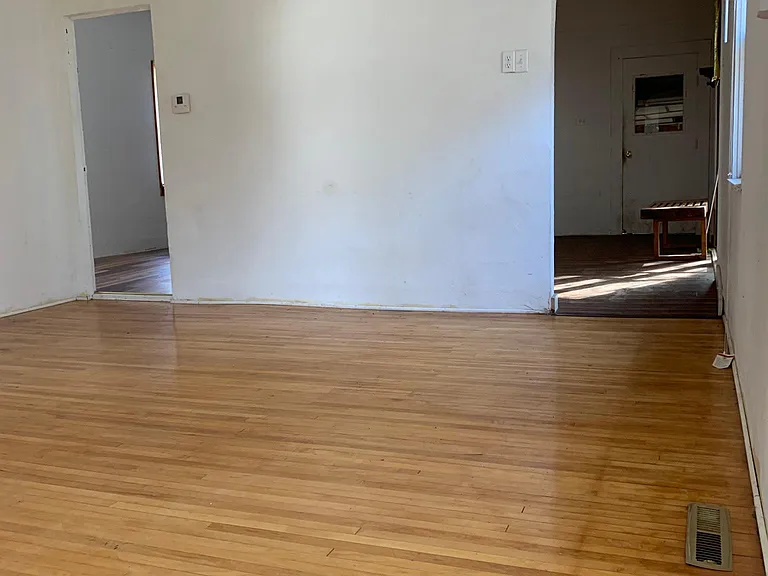 307 McDonald St — Photo 13