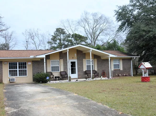 1973 Will Logan Rd, Ozark, AL 36360