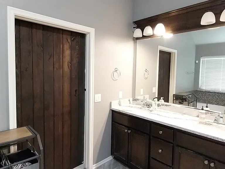 18425 Salvador Rd — Photo 20