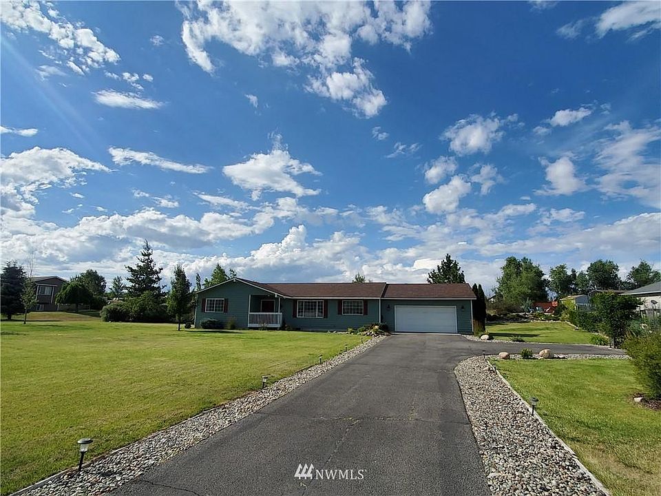 2nd image of 320 Omak River Rd
