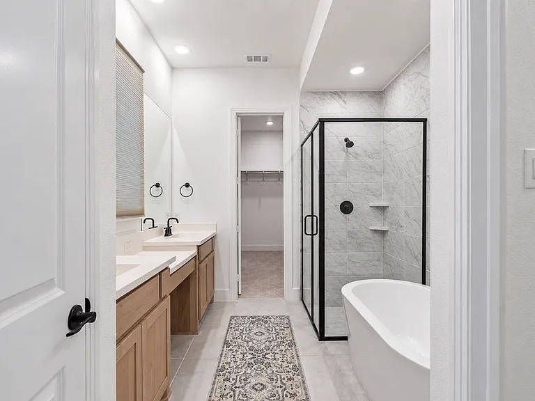 7424 Lilypad Ln — Photo 11