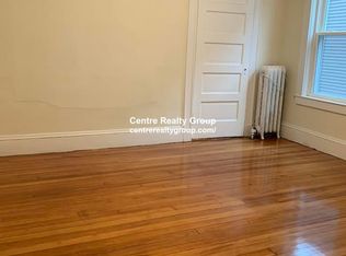 186 Robbins St #U-1, Waltham, MA 02453