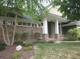 1725 Bridgewater Rd, Golden Valley, MN 55422