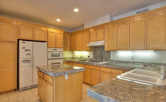 5th image of 2112 Wendover Ln