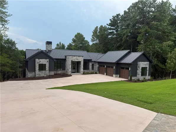 625 Cliffs Vista Pkwy, Six Mile, SC 29682