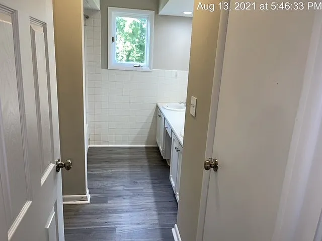 2207 Saratoga Dr #4 — Photo 2