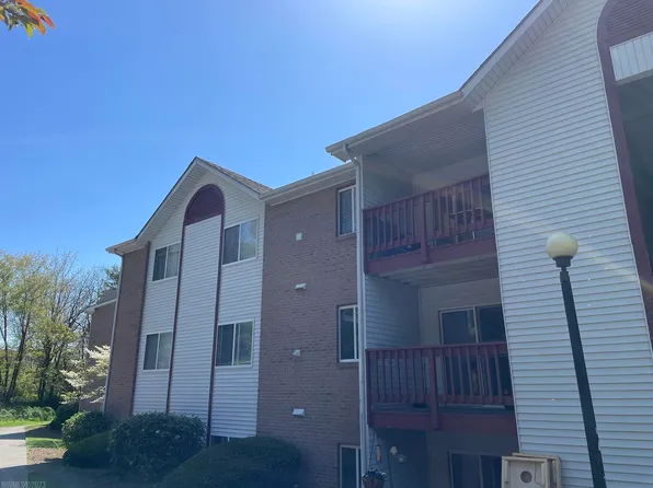 402 Berryfield Ln APT J, Blacksburg, VA 24060