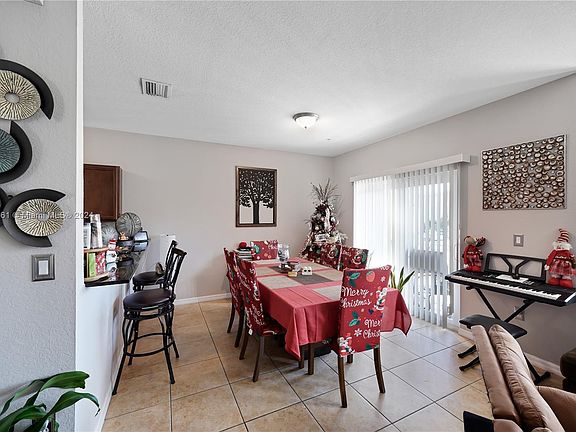 5th image of 8800 NW 107th Ct Unit 207