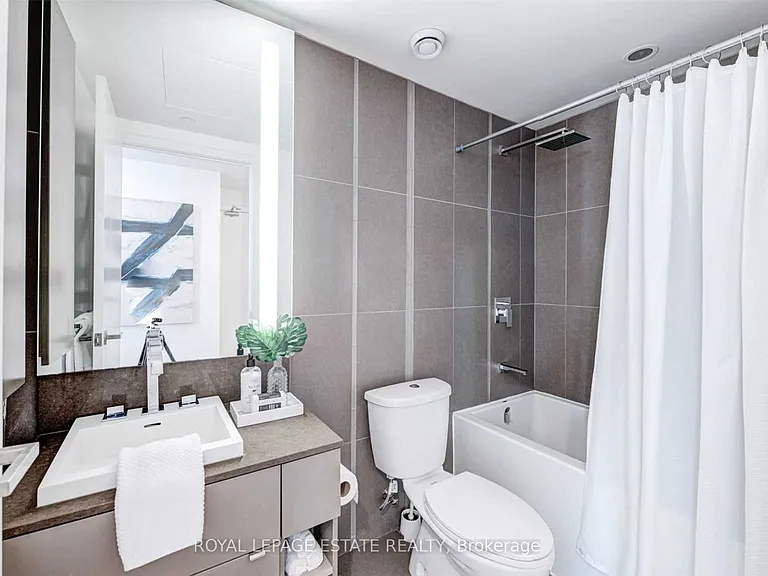 101 Peter St #1709 — Photo 9