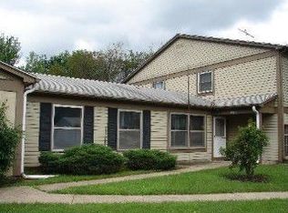 1370 N Glen Cir #1, Aurora, IL 60506