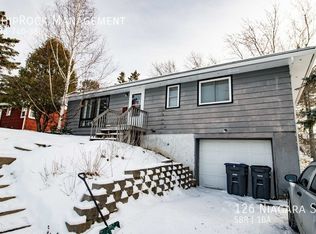 126 E Niagara St, Duluth, MN 55811