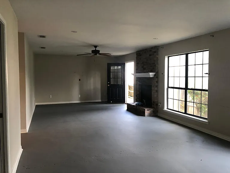5905 Windham Ct — Photo 3