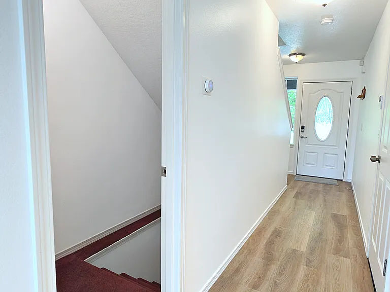 8807 N Tyndall Ave — Photo 42