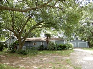 6932 Olson Ln, Pasadena, TX 77505