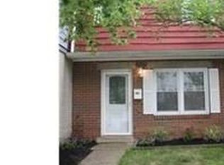 8 Patrick Henry Ct, Newark, DE 19711