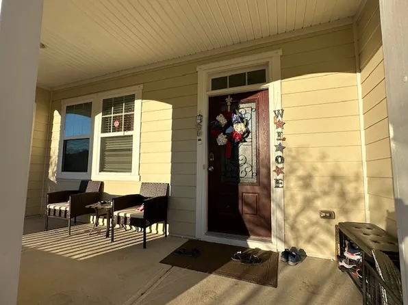 521 Pilot Hill Dr, Morrisville, NC 27560