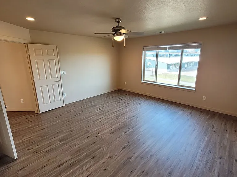 2144 Mayfly St — Photo 11