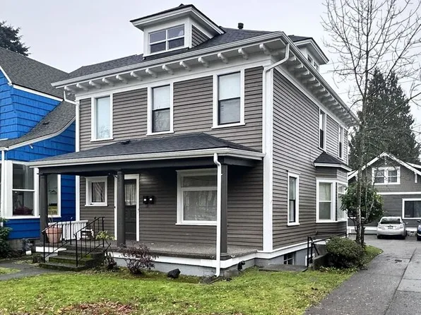 811 S Cushman Ave #B, Tacoma, WA 98405