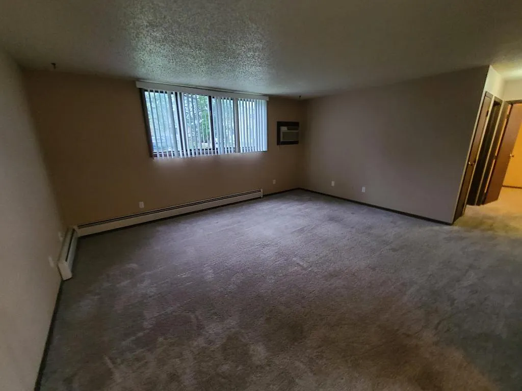 420 N 14th St — Photo 3
