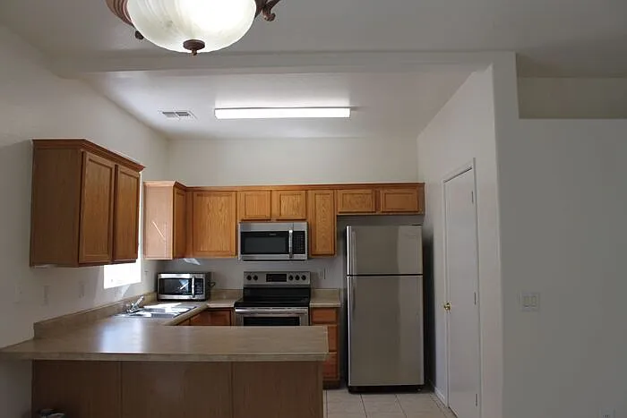 2300 E Magma Rd #121 — Photo 9