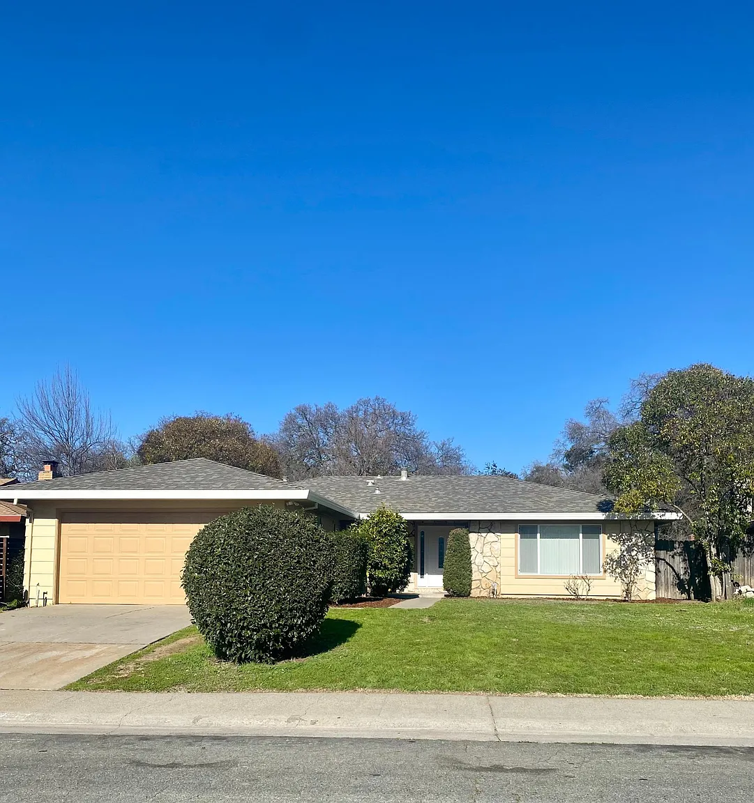 6921 Brookcrest Way photo 1