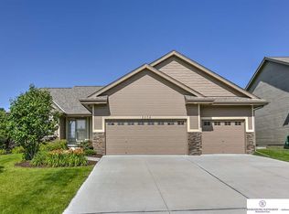 2508 N 167th St, Omaha, NE 68116