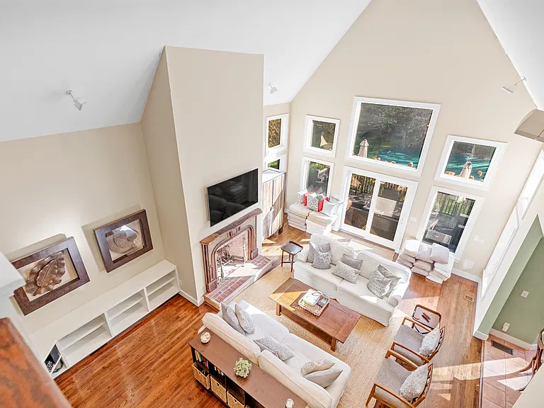 White Pine Rd — Photo 10