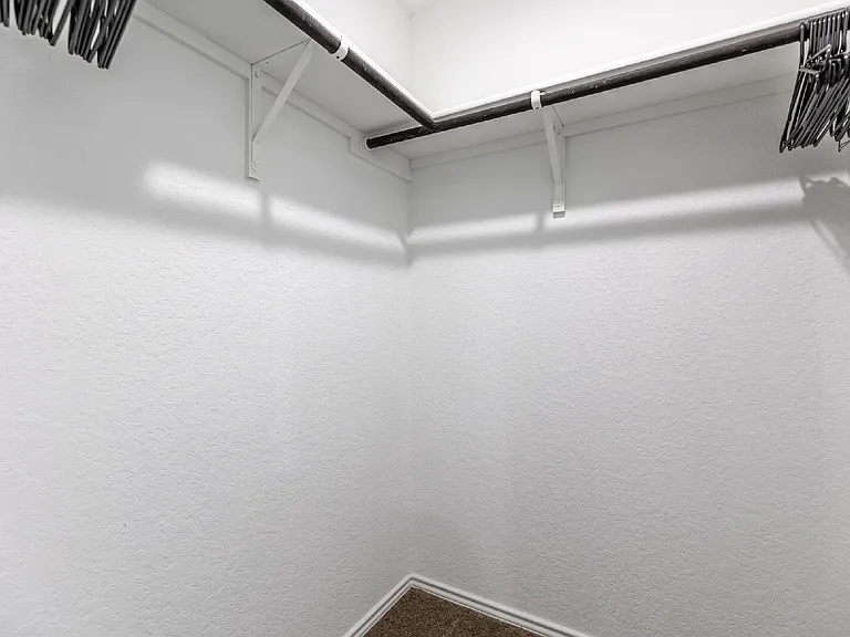 7606 Chancery Gate — Photo 22