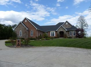 19 Fire Stone Ln, Milton, WV 25541