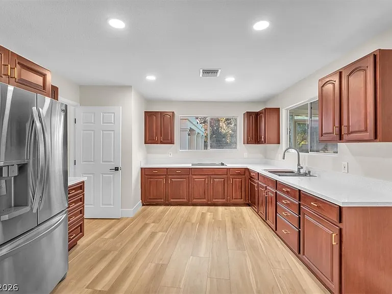 2868 Vista Del Sol Ave — Photo 68