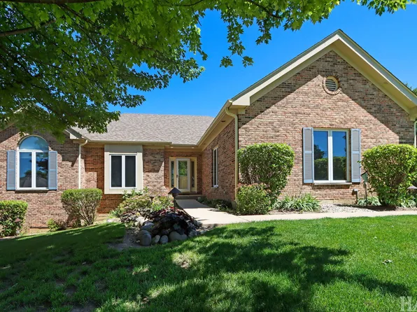 24852 W Nicklaus Way, Antioch, IL 60002