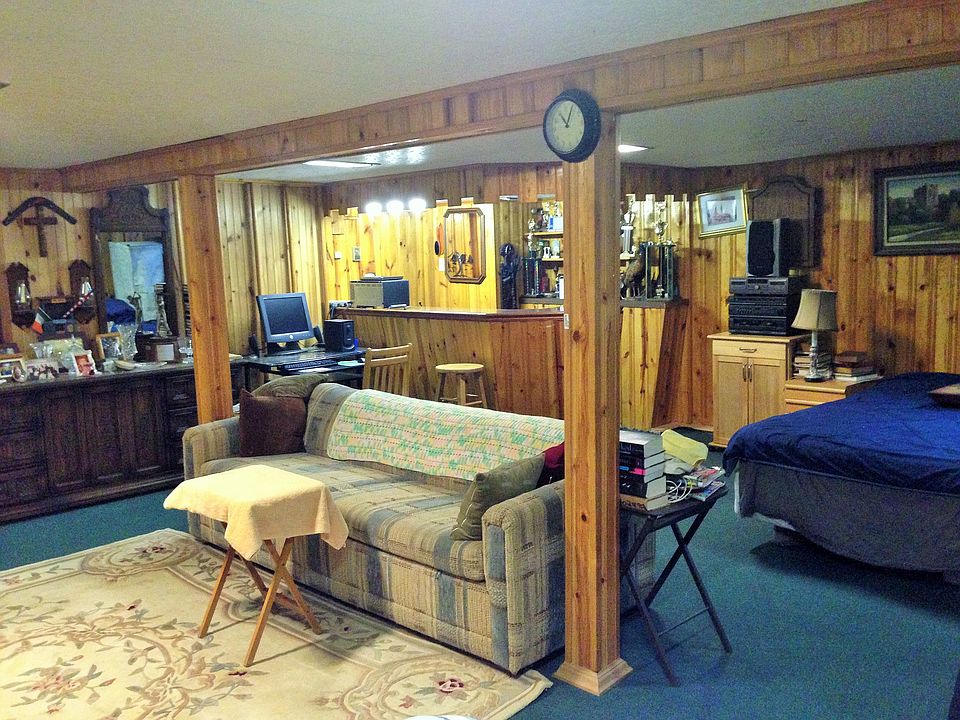 1st image of 293 Kane Ct