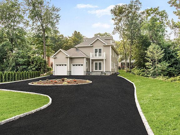 5th image of 1 Kewanee Rd