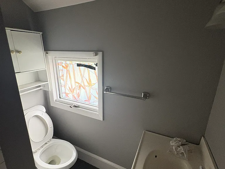 Upstairs bathroom