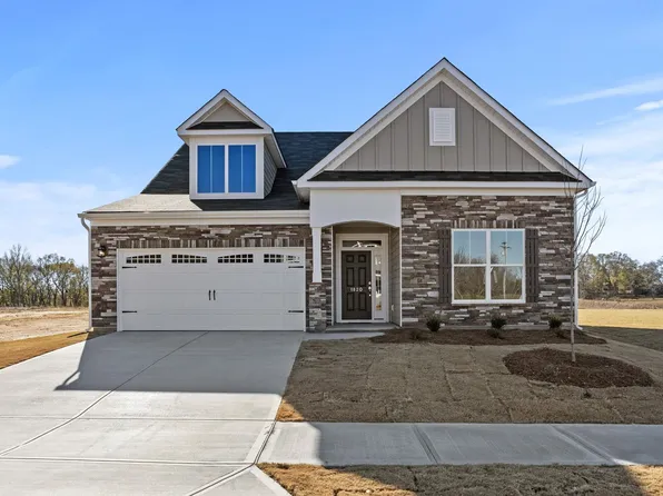 1820 Betsy Ross Dr, Moore, SC 29369