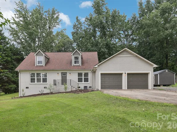 798 Pine Haven Cir #6, Clover, SC 29710