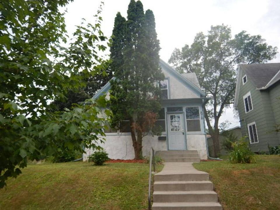1st image of 878 Central Ave W