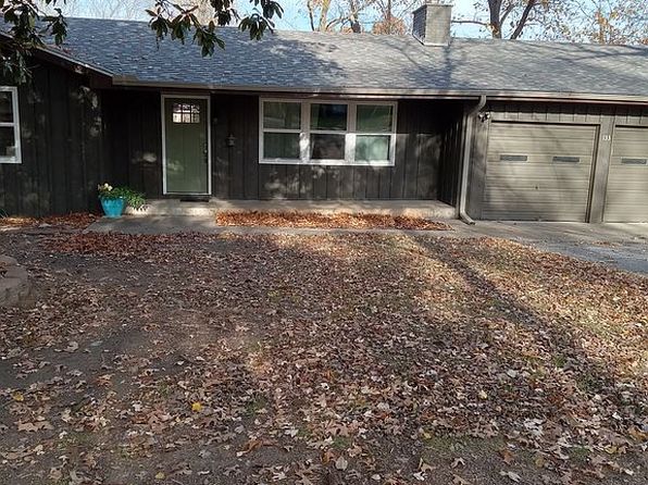 133 Robinhood Dr