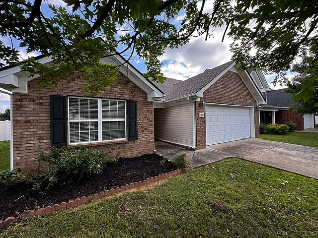 3840 Maya Dr — Photo 2