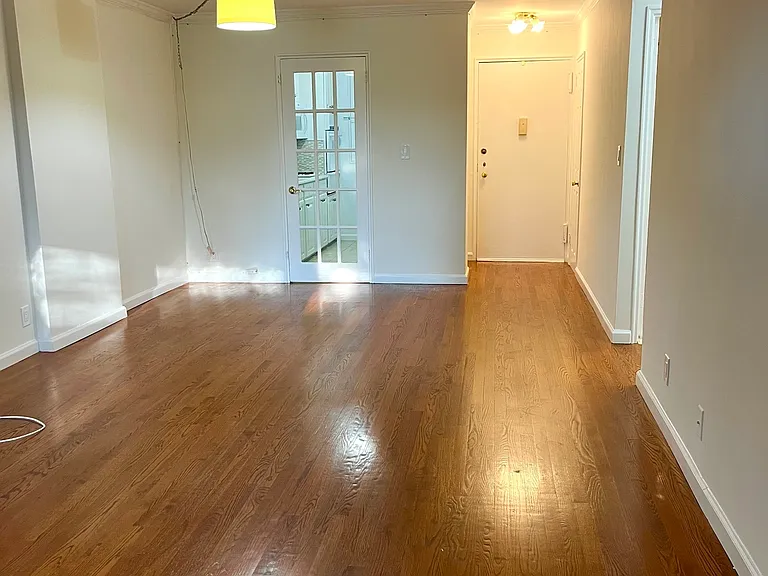 71 Strawberry Hill Ave #217 — Photo 2