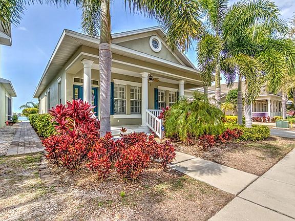 2nd image of 409 Manns Harbor Dr
