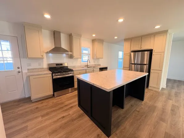 3751 S Nellis Blvd Space 204, Las Vegas, NV 89121