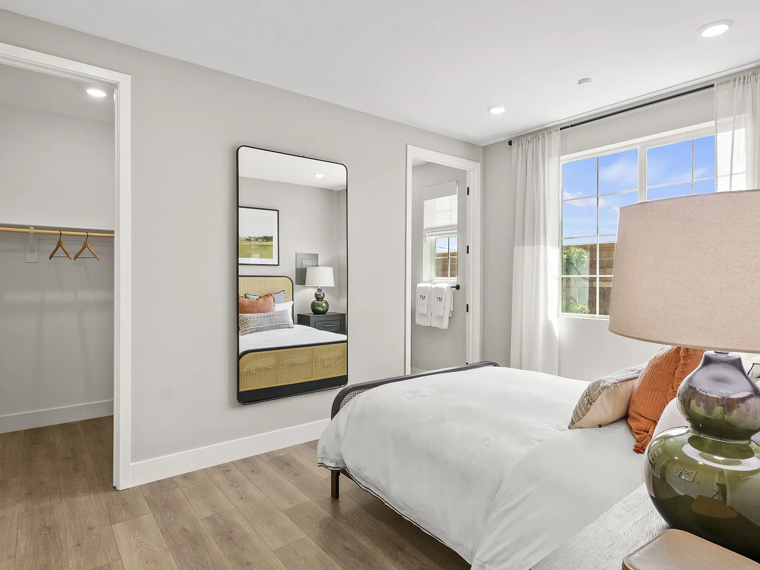 1 bed, 400 sqft, $1,450 — Photo 2