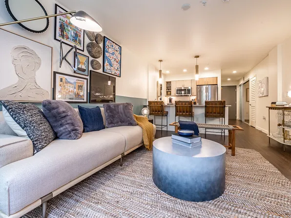 Elara at the Market, 2134 Western Ave Unit 424, Seattle, WA 98121