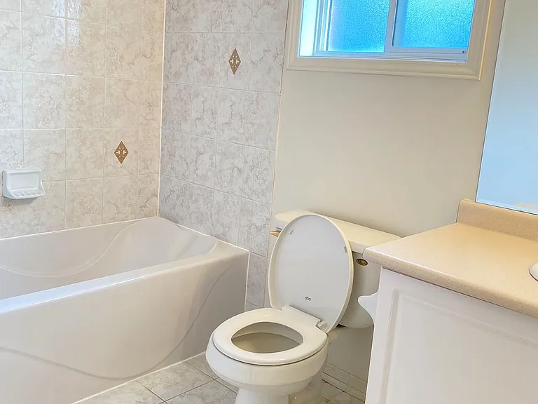 39 Levellands Cres — Photo 16