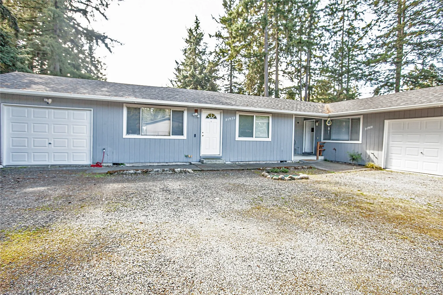21918 to 21920 88th Avenue E photo 1