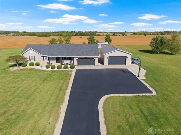 1041 McGuinn Rd, Wilmington, OH 45177