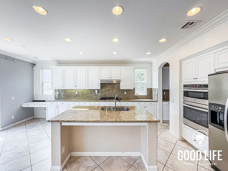 3896 Lake Circle Dr — Photo 4