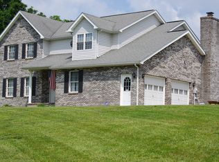 47 Woodland Dr, Millwood, WV 25262